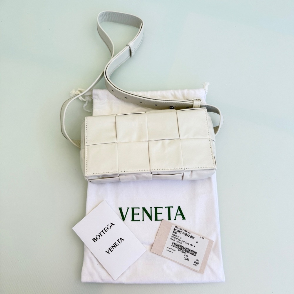 Bottega Veneta Cassette Belt Bag White Maxi Intrecciato Leather 651053 - Picture 15 of 15